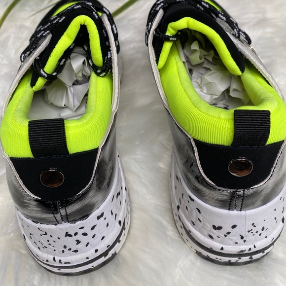 Neon Platform Sneaker for a fun sporty look - Picture 4 of 5